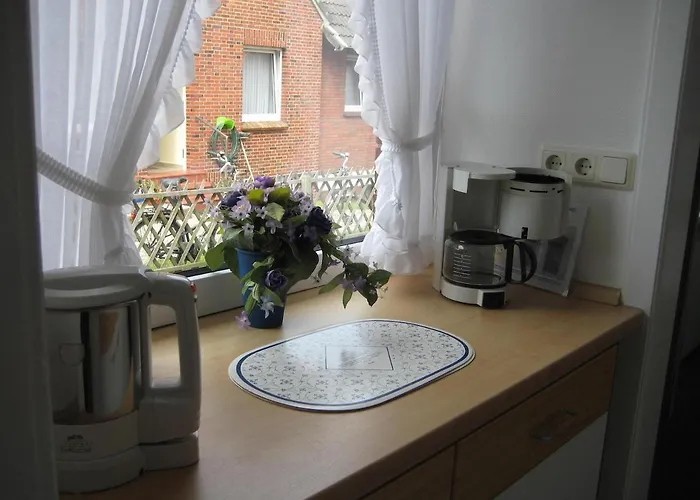 Gaestehaus Am Deich 于斯德